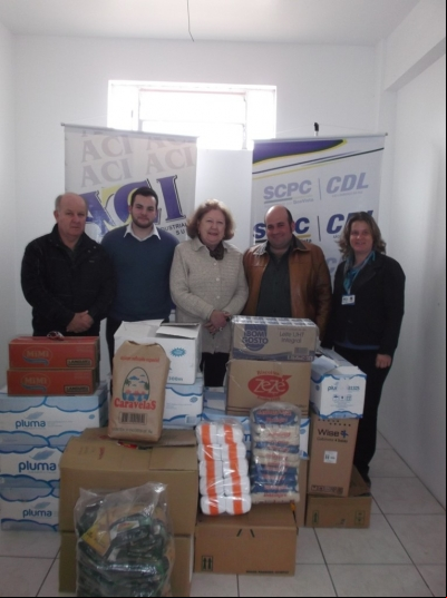 ACI/CDL PROMOVEU A ENTREGA DE MAIS DE MEIA TONELADA DE ALIMENTOS