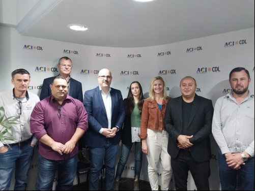Em agenda nesta quinta (26/10), a ACI/CDL apresentou seu trabalho ao Deputado Estadual Rodrigo Lorenzoni (PL)